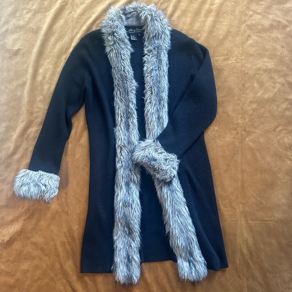 ⭐️ VINTAGE 90s FAUX FUR TRIMMED CARDIGAN ⭐️ - Picture 1 of 4